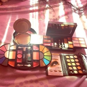 Claire's, L.A Color, Milani Bundle