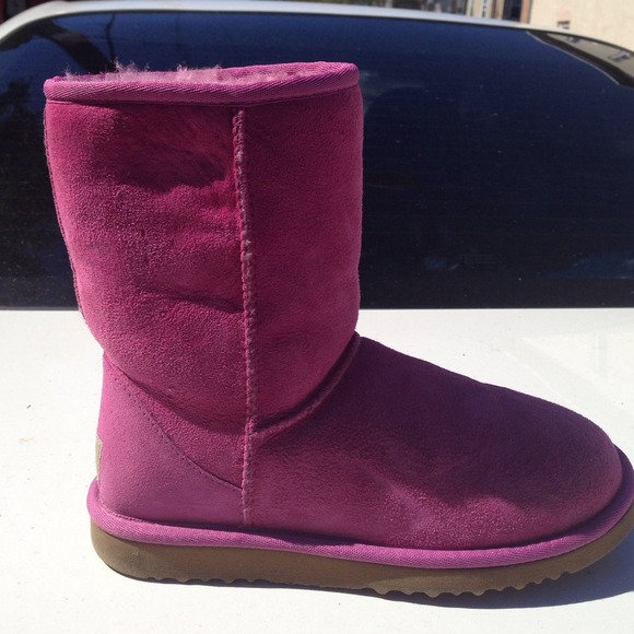 Fuchsia uggs