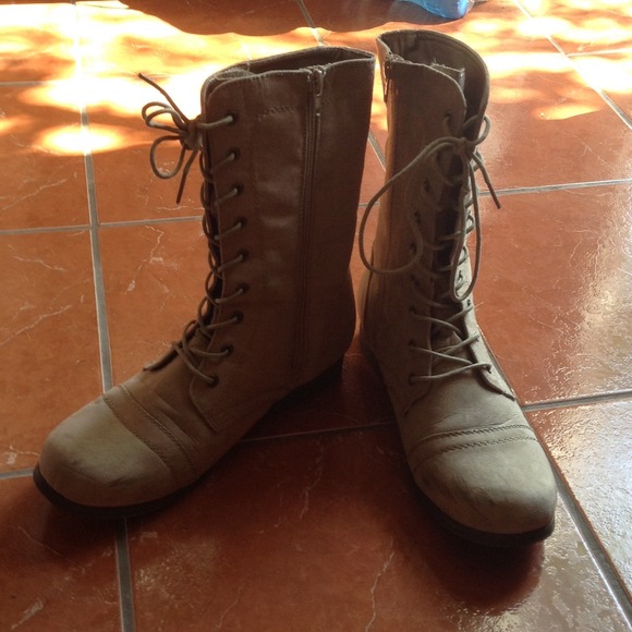 Faux Suede beige Combat boots