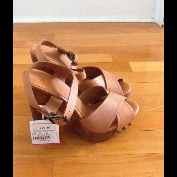 Zara Sandals