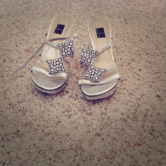 Gorgeous Glint heels