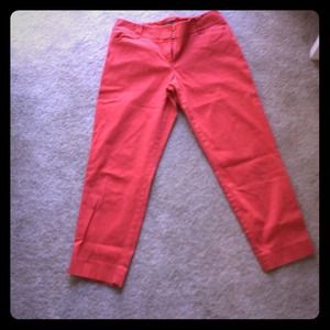 Coral color cropped pants