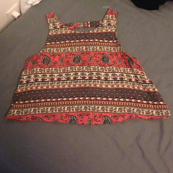 Cropped tank