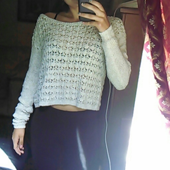 ❌SOLD❌Hollister croped sweater