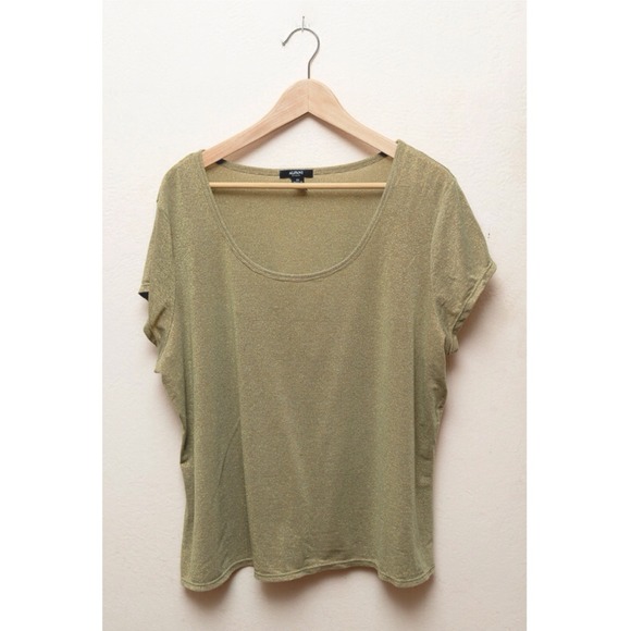 Alfani Tops - Gold T Shirt 💄