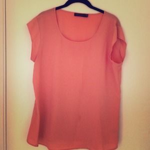 Coral color shell top