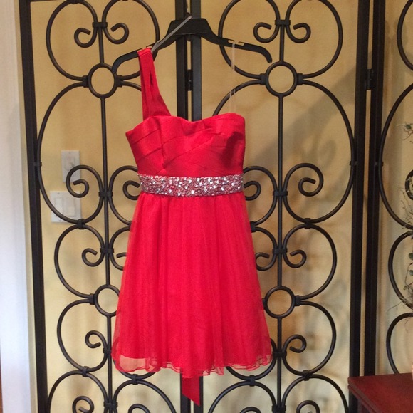 SOLDPerfect dress for homecoming, holidays,