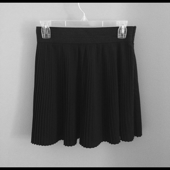 Black Pleated Skirt