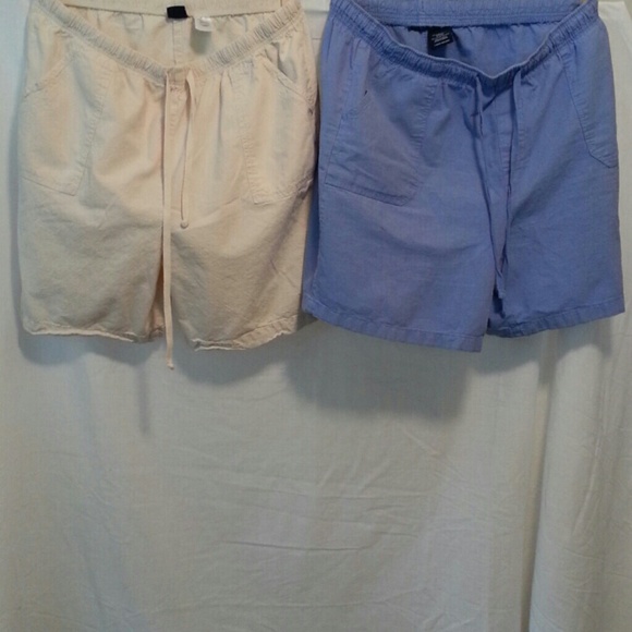 Shorts (lot of 2) elastic waist drawstring tie