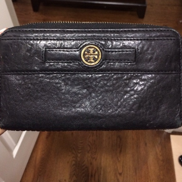 Tory burch large leather wallet