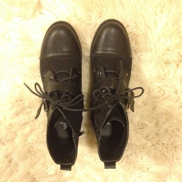 Black boots