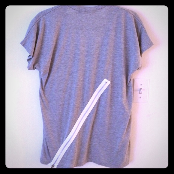 Grey jet v neck with zipper in the back
