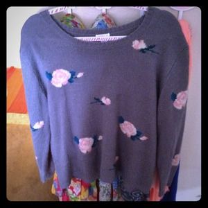 Floral oversized sweater.