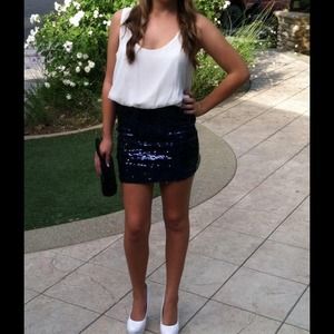 Blue sequined homecoming dress