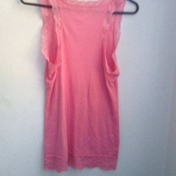 Racer back tank top - Picture 3 of 3