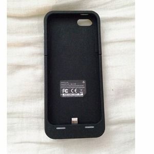 ❌SOLD LOCALLY❌iPhone 5/5s Charging Case