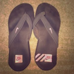 Nike flip flops