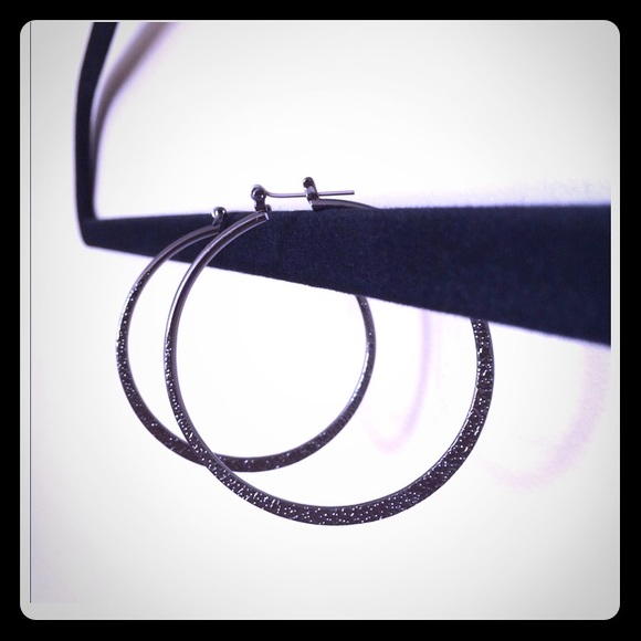 Flash Sale‼️‼️Hoop Earrings