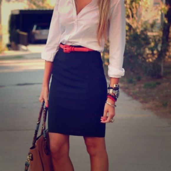 🚫SOLD🚫Black Pencil Skirt