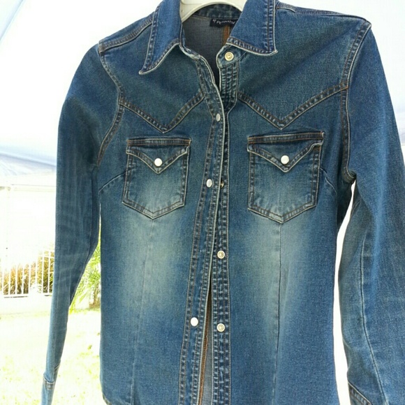 Periscope jean jacket