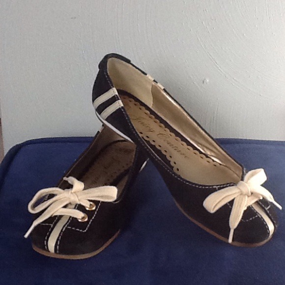 ~Juicy Couture Flats~