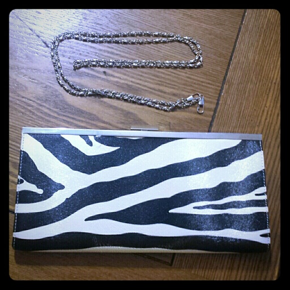 Zebra evening bag with removable chain