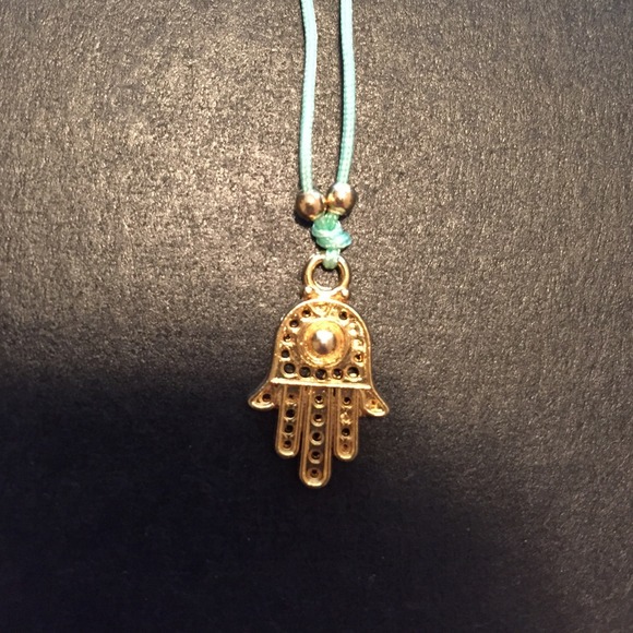 Jamsa hand neckales