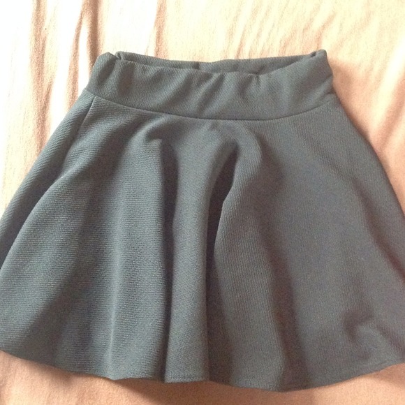 Black skater skirt