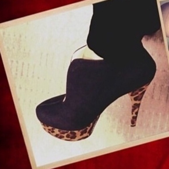 SOLD 🚫‼️‼️‼️‼️ - Picture 3 of 3