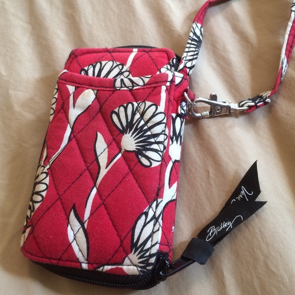 Vera Bradley wristlet - Picture 3 of 3