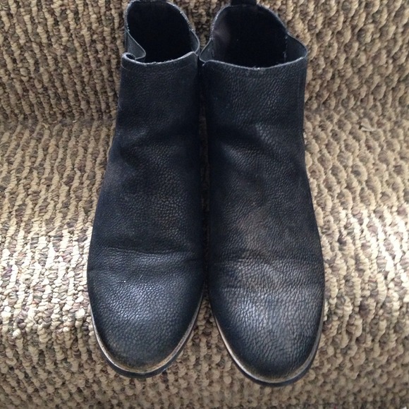Just Fab black booties