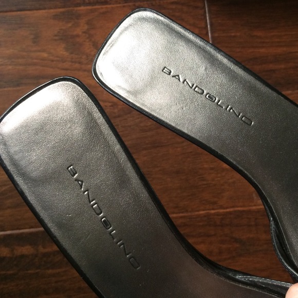 Bandolino Slides - Picture 4 of 4