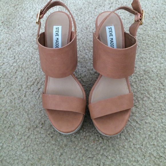 Steve Madden wedges