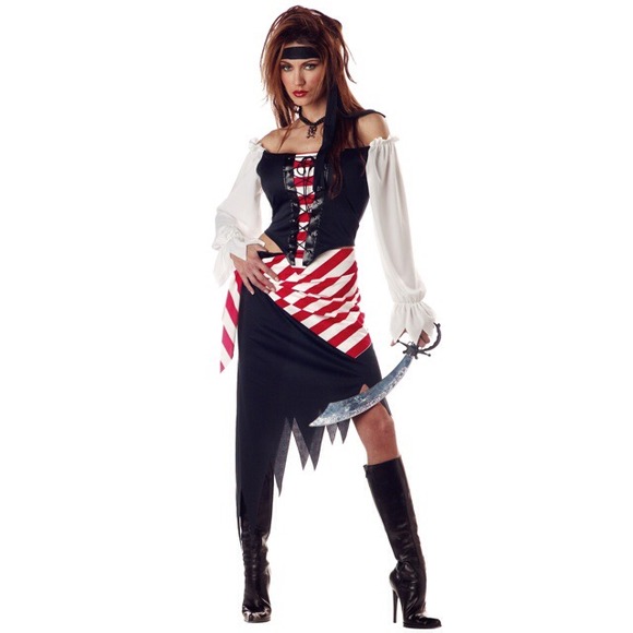 Halloween pirate costume - Picture 1 of 2