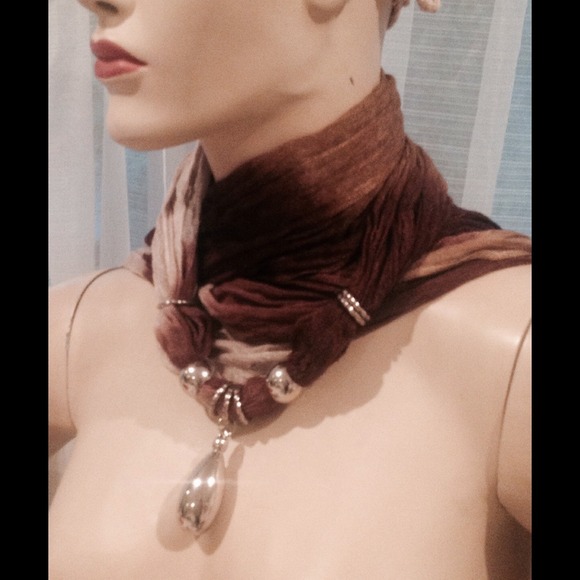 Beautiful Bohemian Scarf Necklace W Fringe