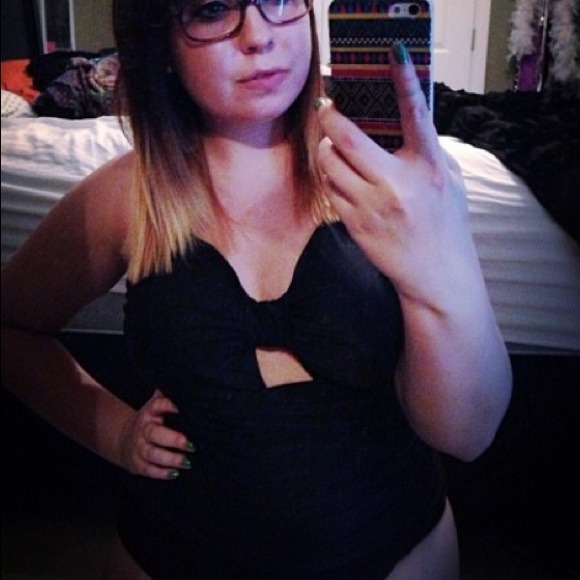 ⛔️SOLD⛔️ - Picture 3 of 3