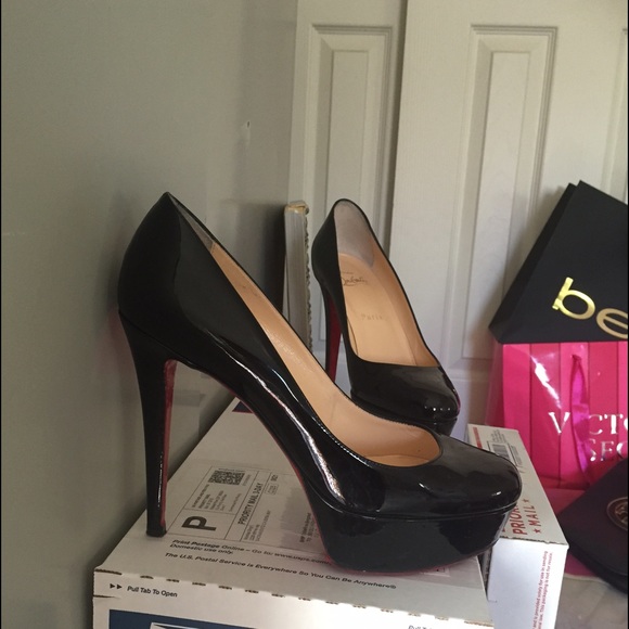 SOLD! - Picture 4 of 4