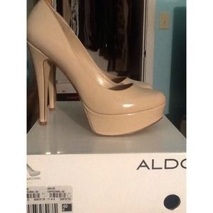 Nude ALDO Pumps SZ 40