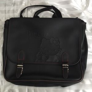 Hello Kitty messenger bag