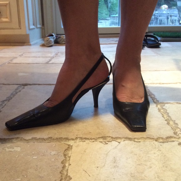 Vintage Gucci Shoes - Classic and Elegant