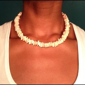 Peach Shell Shaped Bead Necklace