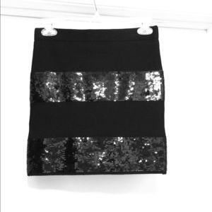 Guess skirt