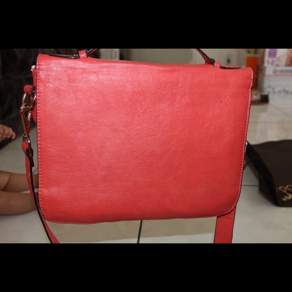 Handbag - Picture 2 of 2