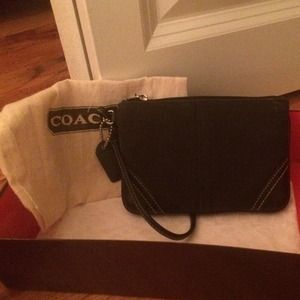 Coach Signature Black wristlet