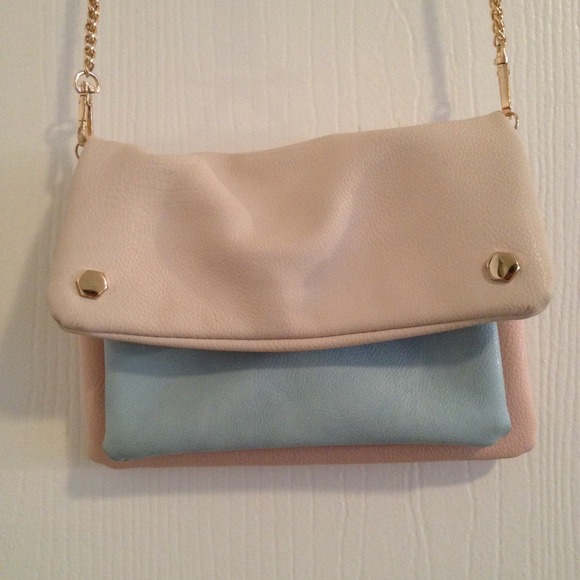 Pastel color crossbody bag.