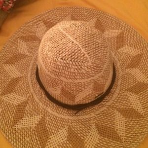 Billabong straw hat