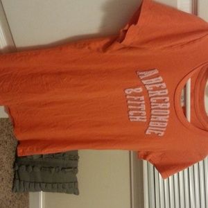 Abercrobie graphic tee