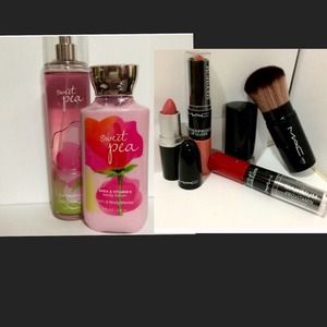 Bundle for elizabeth1977 Mac lot and sweet pea