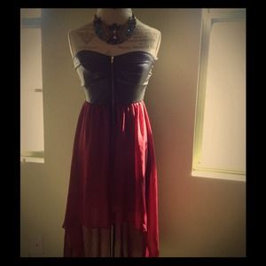 JUST LOWERED  SEXY strapless sweetheart