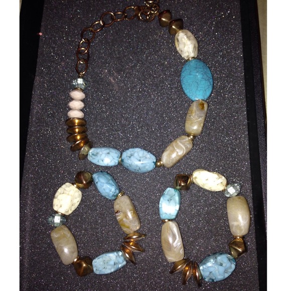 Necklace and 2 bracelet set from NY & Co